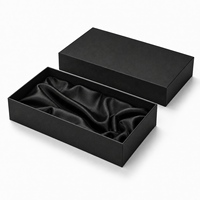 Boîte cadeau rigide pliable magnétique de luxe noire avec logo personnalisé, laminage mat, doublure en éponge, emballage écologique pour vêtements et chaussures