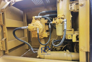 รถขุดตีนตะขาบ CAT 320BL คุณภาพสูง 20 ตัน ยี่ห้อแคตเตอร์พิลลาร์ นำเข้าจากญี่ปุ่นแท้ ขาย - Product Image 2