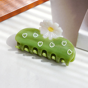 Fermaglio per capelli in acetato verde avocado, stile coreano e giapponese, a forma di cuore di margherita, versatile - Product Image 1