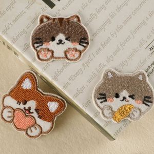 Parches Autoadhesivos de Gatos y Perros para Decoración de Ropa y Sombreros - Product Image 3