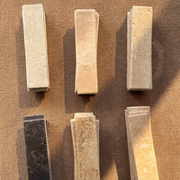 Carreaux de pierre calcaire faits à la main, petits carreaux de sol beiges, carreaux de porcelaine rétro pour la maison, les boutiques et les escaliers de café (sol et mur)