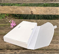 Boîtes d'emballage en carton ondulé en gros pour étuis de téléphone, sous-vêtements, chaussettes, emballages cadeaux, finition mate, forme carrée