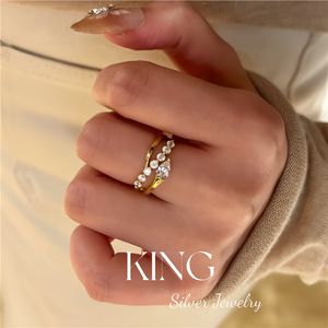 Bague Goutte d'Eau en Argent Sterling S925 Plaqué Or avec Sertissage Pavé, Bague de Fiançailles Tendance pour Femme, Collection King Silver Jewelry - Product Image 1