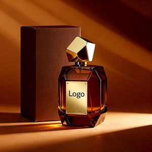 Étiquettes métalliques personnalisées, design unique, <span class=keywords><strong>flacon</strong></span> de <span class=keywords><strong>parfum</strong></span> en verre transparent de luxe de 100 ml avec pompe pulvérisateur et couvercle doré, avec boîte - Product Image 3