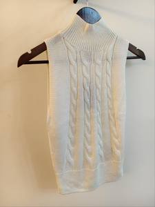 Haut décontracté luxueux et respirant en maille de soie tricotée, blanc émeraude, sans manches, col rond - Product Image 2