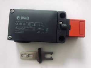 Nouveau Contrôleur de programmation PLC d'automatisation industrielle d'entrepôt original prêt à l'emploi FS 2896D024-F - Product Image 1
