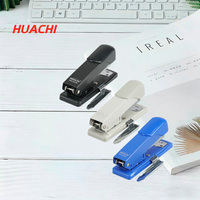 Agrafeuse de bureau portable HUACHI 213R, agrafeuse manuelle de bureau en métal avec outil de retrait, capacité de 25 feuilles