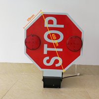 Panneaux de stationnement d'autobus scolaire clignotants à LED hautement réfléchissants avec bras de signalisation de stationnement électrique
