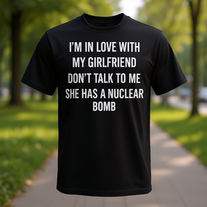 Camiseta: Estoy enamorado de mi novia, no me hables - Product Image 3