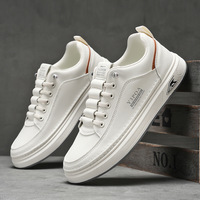 2025 hommes à la mode tout match décontracté conseil baskets respirant blanc à semelles épaisses chaussures nouvelle Collection de printemps