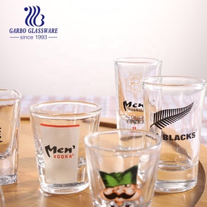 GARBO แก้วทรงสี่เหลี่ยมสไตล์เกาหลีสำหรับใส่ปาร์ตี้,แก้ววิสกี้ซูจูวอดก้าแก้วตีเกียล่าสุดคลาสสิกดีไซน์รูปลอกแบบกำหนดเองขนาด2ออนซ์ - Product Image 4