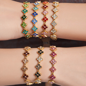 QISEN Set di Gioielli di Lusso con <span class=keywords><strong>Bracciale</strong></span> a Fiore in Zirconia Cubica, <span class=keywords><strong>Collana</strong></span> <span class=keywords><strong>e</strong></span> <span class=keywords><strong>Bracciale</strong></span> in Acciaio Inossidabile Placcato Oro PVD con Zirconi Colorati a Forma di Quadrifoglio per Donne - Product Image 5