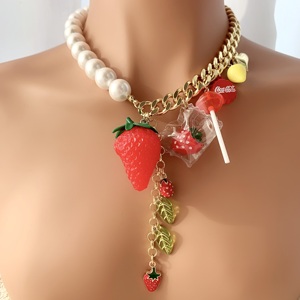 Collar de cadena cubana de perlas para mujer, accesorios de fiesta, collar de fresa con abalorios de resina múltiple, joyería bonita - Product Image 5