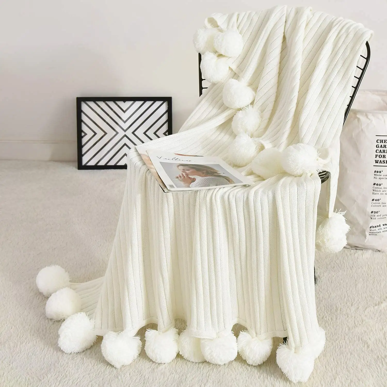 Decorative Cotton Blanket Throw Blanket Knit Throw Blanket With Pompom Tassels