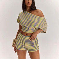 Ensemble élégant 2 pièces pour femme : Haut asymétrique à manches courtes et short décontracté, imprimé rayures, idéal pour la maison