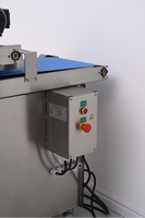 Machine à découper les pains à hamburger de qualité commerciale, faible bruit, haute précision, type à bande transporteuse pour ligne de production de boulangerie