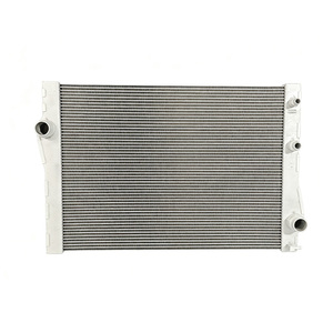 Radiador de Aluminio de Alta Calidad para el Modelo de Auto X6F15 17117807624 17117533472 - Product Image 1