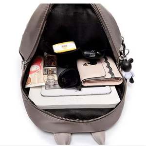 Mochila de Nailon Moderna y Versátil para Mujer, con Cierre de Cremallera y Tela Oxford, Estilo Cross-Border, Gran Venta - Product Image 5