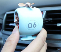 Nouveau diffuseur d'huiles essentielles pour voiture en plastique, clip de parfum pour grille d'aération, design luxueux, sans électricité