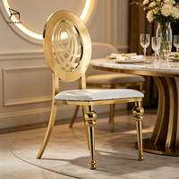 Chaises d'hôtel en cuir doré avec structure métallique pour villa, salon et banquet