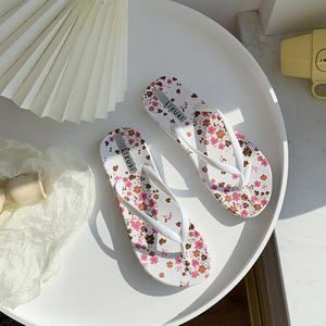 Tongs d'été pour femmes tongs à motif mignon pantoufles de plage d'été mode pantoufles à fond souple chaussures de Style de marche simples - Product Image 3