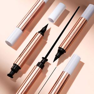 Vente en gros, éponge eye-liner longue durée imperméable à l'eau, stylo à double tête facile à dessiner, ensemble de maquillage pour le visage - Product Image 2