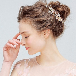 <span class=keywords><strong>Barrette</strong></span> de <span class=keywords><strong>cheveux</strong></span> de mariage en forme de feuille de fleur en strass, couvre-chef autrichien doré fait à la main, Barrettes, <span class=keywords><strong>peigne</strong></span> de mariée - Product Image 2