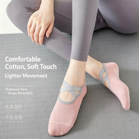 Chaussettes de yoga basses en coton premium à points antidérapants en silicone, avec soutien de la voûte plantaire croisé, pour femmes, idéales pour le Pilates, la barre, la danse et le fitness