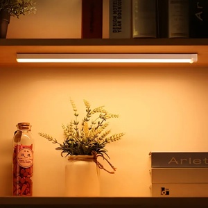Luz LED Recargable con Sensor de Movimiento para Interiores, Luz Debajo del Gabinete para Armario, Pasillo, Escalera, Cocina - Product Image 5