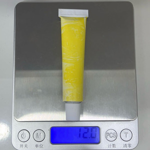 ครีมสักสีขาวสำหรับคิ้ว อายไลเนอร์ ริมฝีปาก สำหรับช่างสักลาย ขายส่ง - Product Image 3