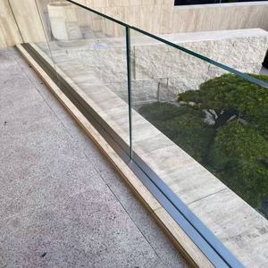 Barandilla de Vidrio <span class=keywords><strong>Exterior</strong></span> Moderna sin Marco, Sistema de Barandilla de Vidrio <span class=keywords><strong>Exterior</strong></span> de Aluminio con Canal en U y Luz LED - Product Image 2