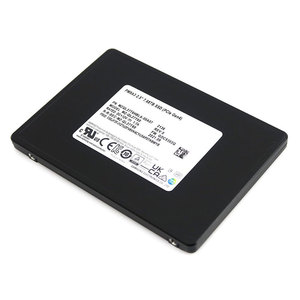 Unidad de Estado Sólido (SSD) Samsung PM9A3 de 7.68TB para Centros de Datos, NVMe PCIe Gen4 U.2, para Servidores de IA y Almacenamiento Industrial - Product Image 1