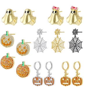Pendientes de cara de fantasma de calabaza de Venta caliente con incrustaciones de cobre y circón chapados en oro, pendientes divertidos y divertidos de telaraña de Halloween - Product Image 1