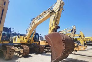 Excavadora Usada Komatsu PC700 de 70 Toneladas, Procedente de Japón, en Venta. Excavadoras Usadas PC220 PC200 PC240 PC600 PC650 PC700 PC800 - Product Image 4