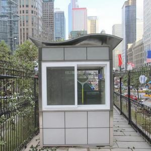 Oem Buiten Beweegbare Kunststijl Beveiligingshokje Prefab Huiswachtschuilplaatsen Gemaakt Van Staal Voor Kaartjesvoogd - Product Image 1