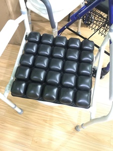 Cojín de Asiento Inflable Plegable para Silla de Oficina, Cojines para Silla de Ruedas con Funda - Product Image 4