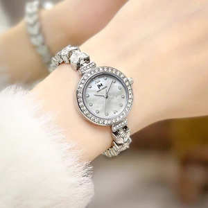 นาฬิกาข้อมือผู้หญิง JM 1903 <span class=keywords><strong>Mermaid</strong></span> ดีไซน์หรูหรา ประดับเพชรเต็มเรือน สายแบบกำไลข้อมือ แฟชั่นสำหรับผู้หญิง นาฬิกาควอตซ์ ของขวัญ - Product Image 2