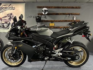 <span class=keywords><strong>Yamaha</strong></span> YZF-R1 1000cc Superbike - Motor de 4 Cilindros en Línea, EFI, Refrigeración Líquida, Importado - Product Image 5