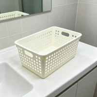 Panier de rangement de bureau en plastique blanc carré avec poignées, bac organisateur creux pour fournitures de bureau et documents