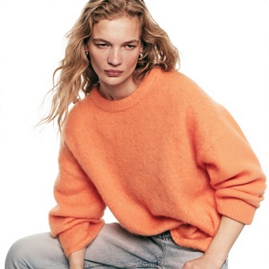 Sweat-shirt en mohair pour femme, personnalisable avec logo, doux et moelleux, col rond, chaud, streetwear d'hiver, vêtements décontractés de luxe - Product Image 2