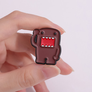 Broches en métal en gros, motif dessin animé, monstre marron mignon, en alliage, artisanat métallique ludique pour embellir les vêtements et accessoires - Product Image 2
