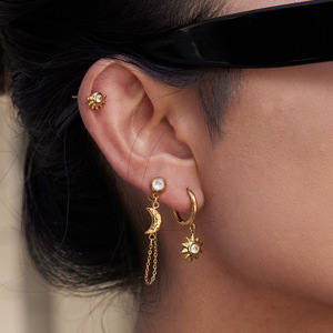 Boucles d'oreilles plaquées or, silencieuses et élégantes, avec pampilles en zircon soleil et lune, ensemble de bijoux pour femmes, 3 pièces - Product Image 4