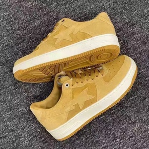 Chaussures de sport décontractées classiques en daim avec semelle en caoutchouc étoilée, pour hommes et femmes, avec le même design et le même style - Product Image 6