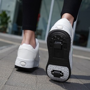 Chaussures à roulettes LED en PU pour enfants <span class=keywords><strong>MYMY</strong></span>, roues rétractables, baskets montantes réglables, roues doubles détachables, pour garçons - Product Image 2