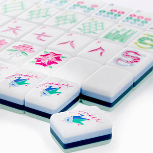 Tuiles de Mahjong Américaines Sculptées en Acrylique à Quatre Couches, Modernes et Personnalisées, Vente Chaude en Gros pour Jeux <span class=keywords><strong>d</strong></span>'Échecs - Product Image 5