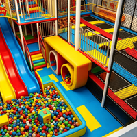 Aire de jeux intérieure commerciale personnalisée pour enfants, équipement de parc d'attractions, zone de trampoline, toboggan, piscine à balles colorée