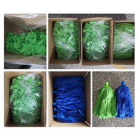 Tête de balai à extrémité coupée en bandes de tissu éponge polyester avec prise filetée italienne et française pour le nettoyage des sols d'hôtels et d'hôpitaux