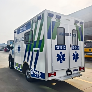 4 * 4 Ambulances fournissent un soutien médical complet aux établissements médicaux et aux unités de sauvetage d'urgence à tous les niveaux - Product Image 5