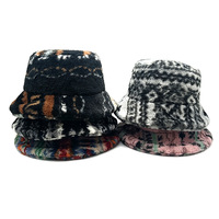 Topi Bucket Wanita Landfond Aksesoris Retro Motif Fair Isle, Tebal, Hangat, Vintage, Jacquard, Bulu Halus