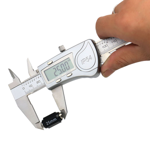 Pinze <span class=keywords><strong>Vernier</strong></span> digitali in acciaio inossidabile da 8 pollici ad alta precisione IP54 pinza digitale ricaricabile <span class=keywords><strong>200mm</strong></span> industriale - Product Image 4